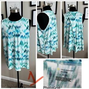 Tek Gear Blue and White Relaxed Tank Top